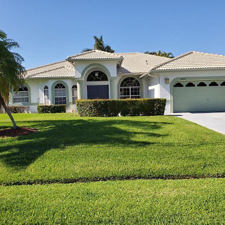 Our Beautiful Florida Vacation Home With Heated Pool Port St. Lucie Exterior photo