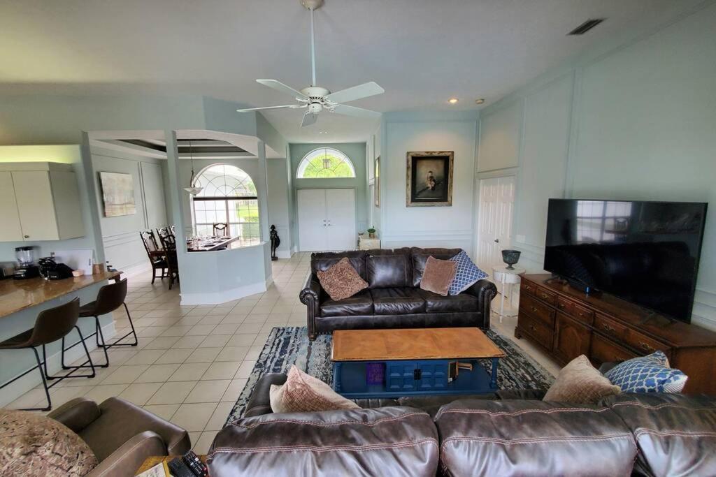Our Beautiful Florida Vacation Home With Heated Pool Port St. Lucie Exterior photo
